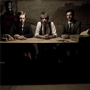 Life Between Sleep - Eleanor Rigby Mp3