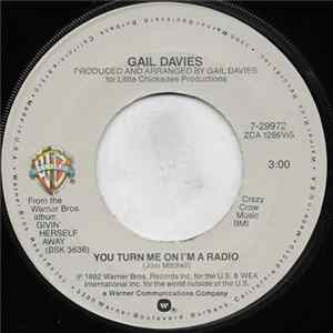Gail Davies - You Turn Me On I'm A Radio Mp3