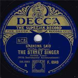 The Street Singer (Arthur Tracy) - Grandma Said / The Umbrella Man Mp3