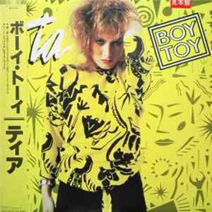 Tia - Boy Toy Mp3
